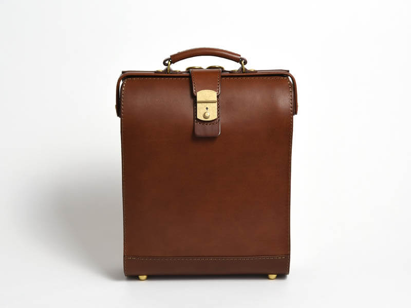 ビジネスリュックとしておすすめのダレスリュック / 革鞄のHERZ(ヘルツ