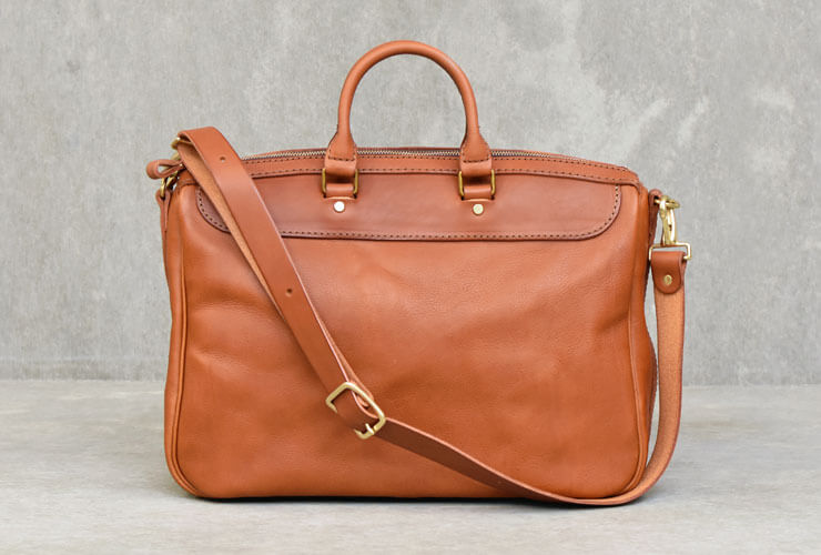 カジュアルにもおすすめの2wayビジネスバッグ / 革鞄のHERZ(ヘルツ