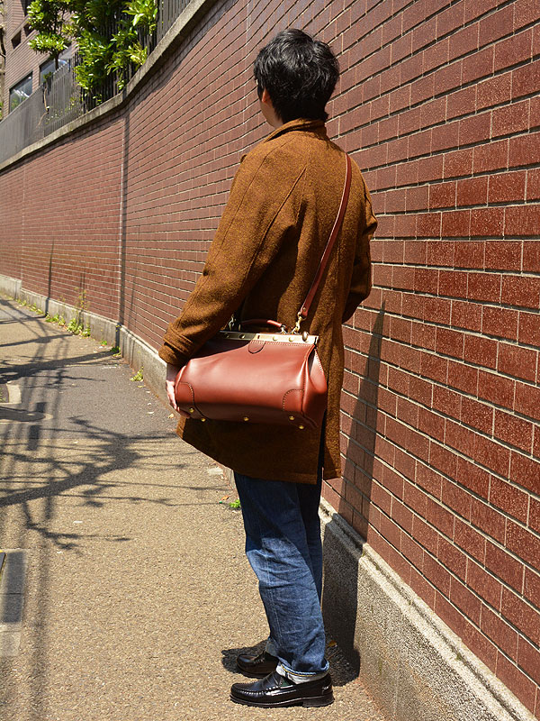 旅先でのサブバッグとして使える2wayミニボストンバッグ / 革鞄のHERZ