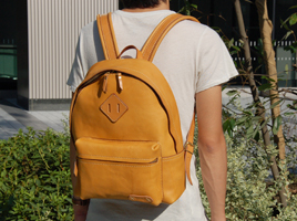 大阪店スタッフ：松本愛用「デイパック」｜革鞄・革小物のHERZ公式通販