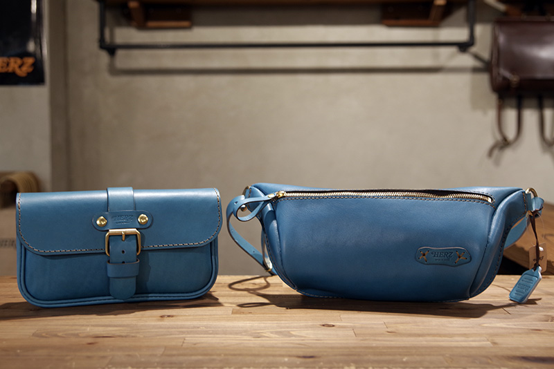 夏の限定革「セルリアンブルー」名古屋店ラインナップ｜革鞄・革小物の