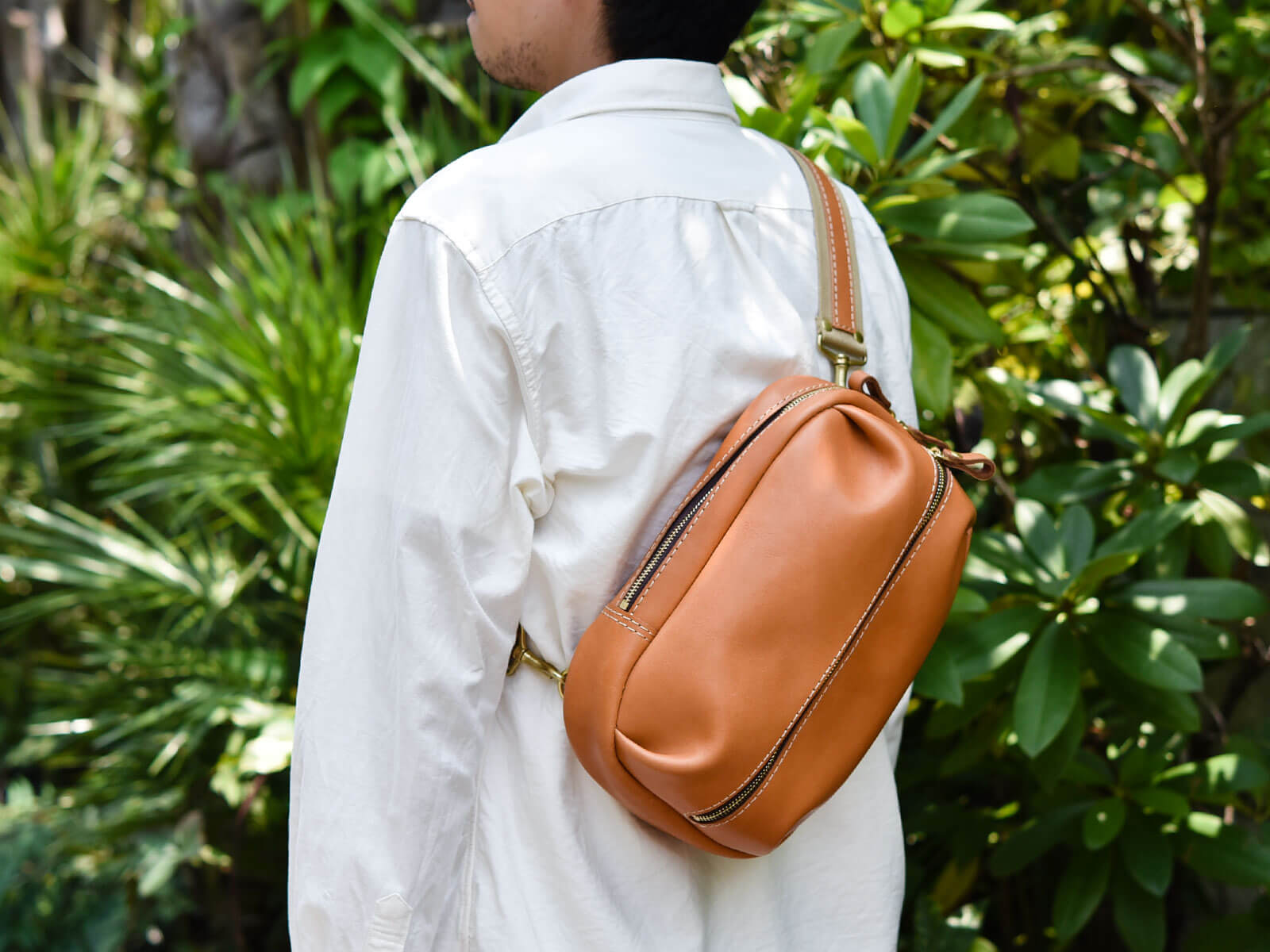 新作：立体ポケットボディバッグ(F-9)｜革鞄・革小物のHERZ公式通販