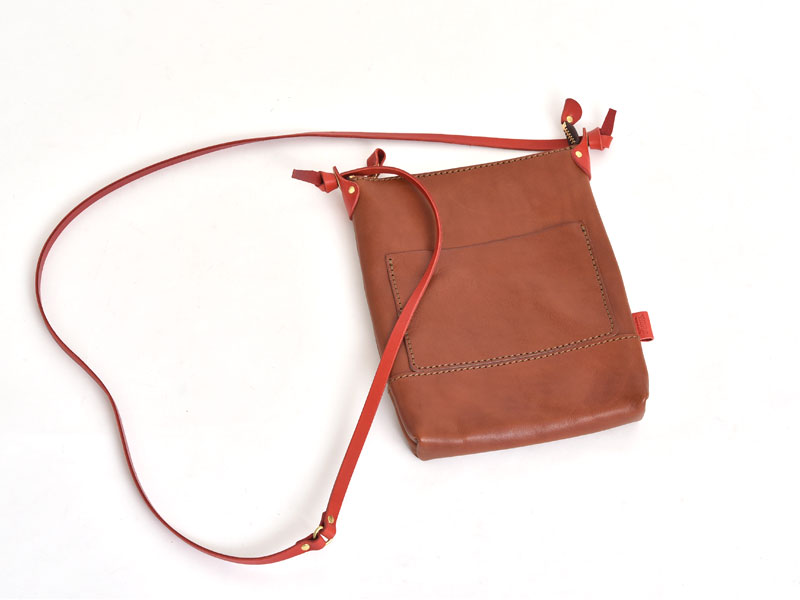 ショルダーポシェット(CP-37)商品ページを更新しました｜革鞄・革小物