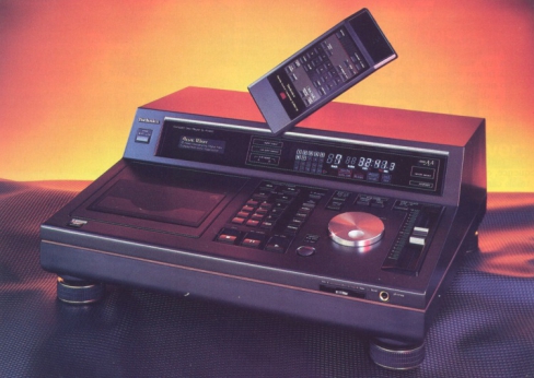 Technics SL-P1300 CD-player Review price specs - Hi-Fi Classic