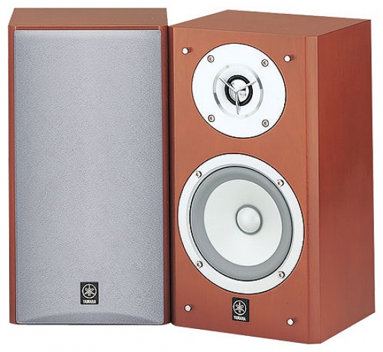 Yamaha NS-M525 Bookshelf speakers review and test
