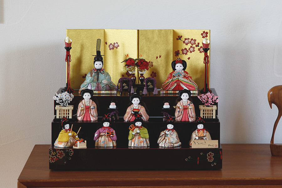 十人飾りのお雛様｜十人飾りをコンパクトに飾りたいママにおすすめ！