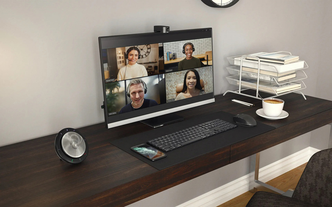 パーソナルウェブカメラ「Jabra PanaCast 20」｜Jabra特集｜特集・連載