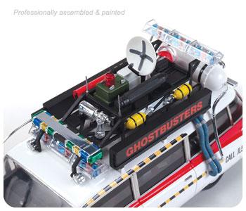 1:25 Ghostbusters ECTO-1A Model Kit | AMT750M | AMT