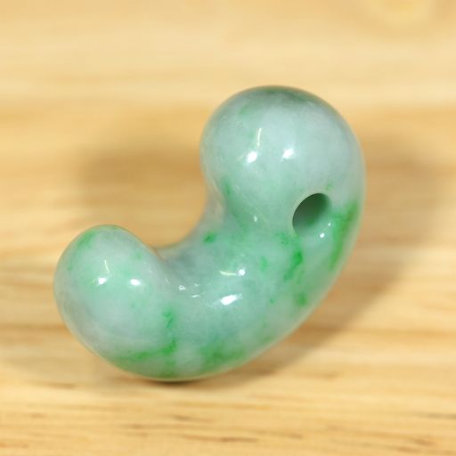 糸魚川産硬玉翡翠