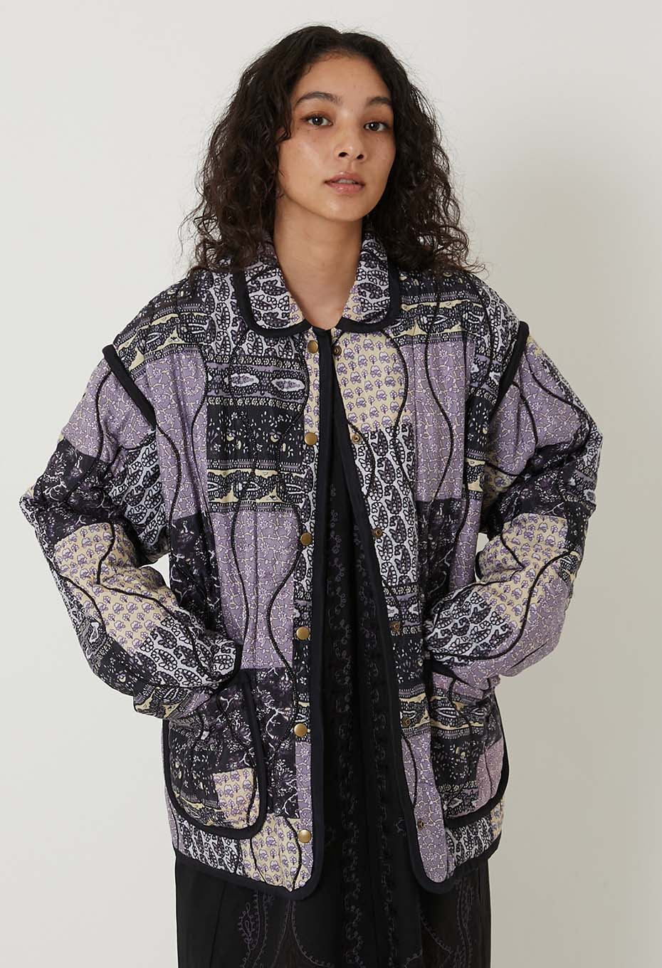 SARA MALLIKA /パッチワークプリント キルティングジャケット | SARA