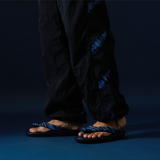 JOJO Naitou（ジョジョ ナイトウ） | BLUE BLUE JAPAN | HOLLYWOOD