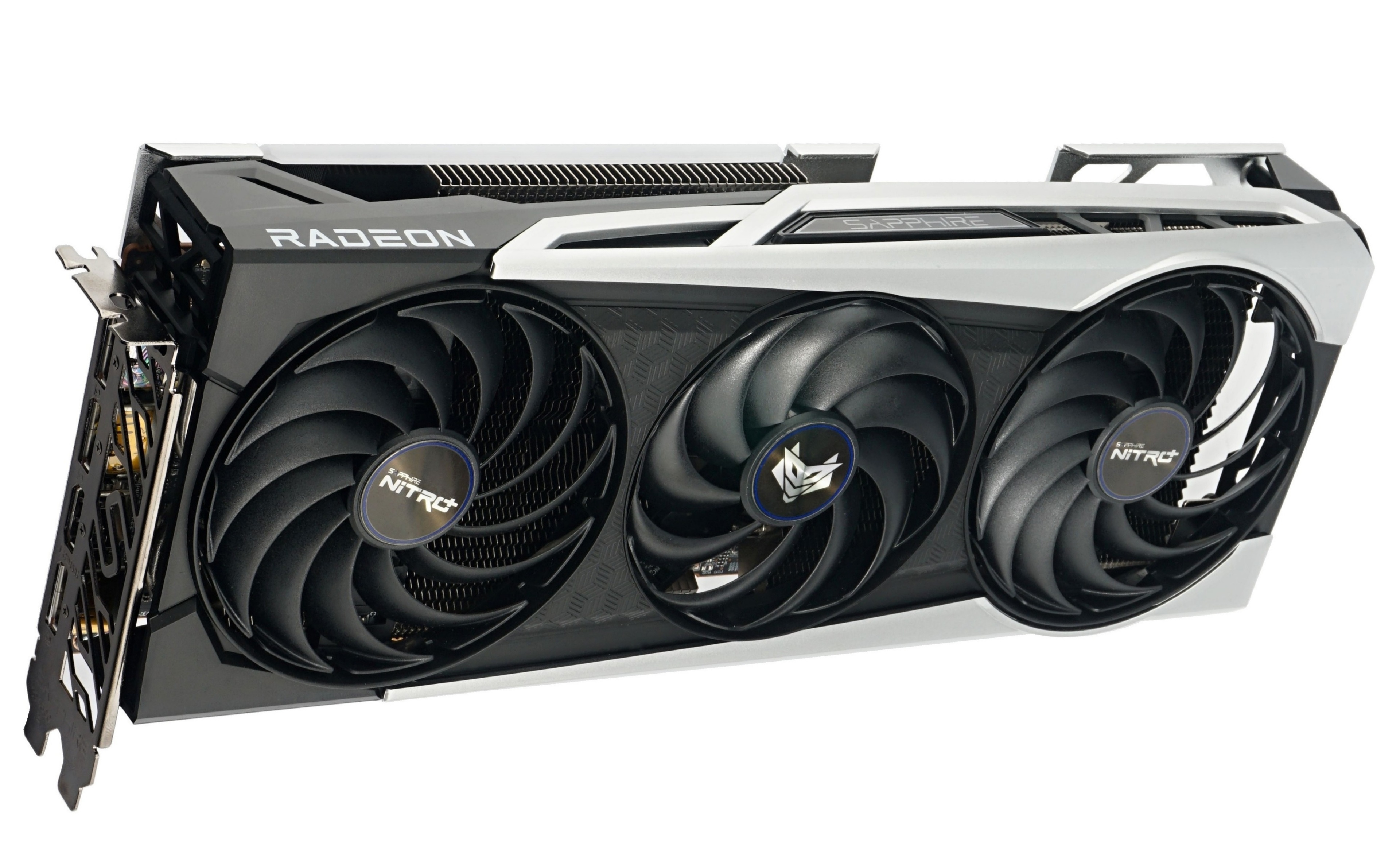 Sapphire RX 6700 XT Nitro+: a strong rival for the RTX 3060 Ti