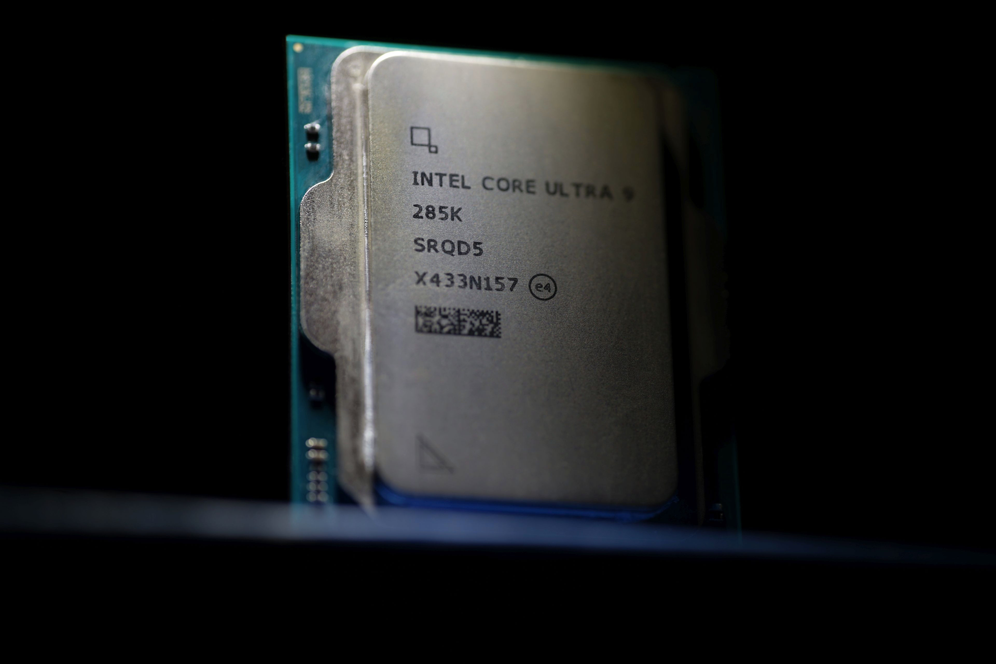 Intel Core Ultra 9 285K: #1 in multi-threaded tasks even without