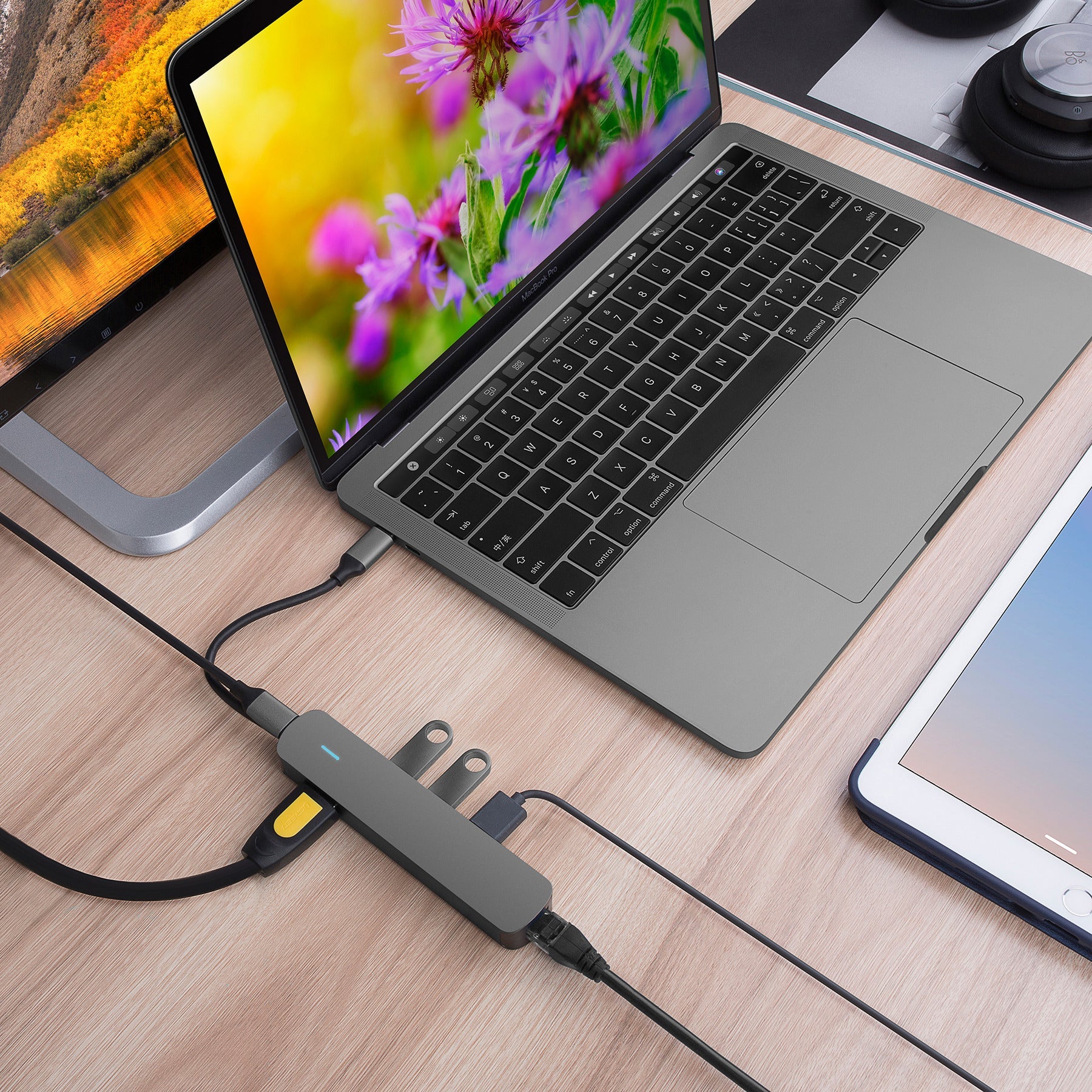 HyperDrive 4K HDMI 6-in-1 USB-C Hub – Expand Your Display & Ports