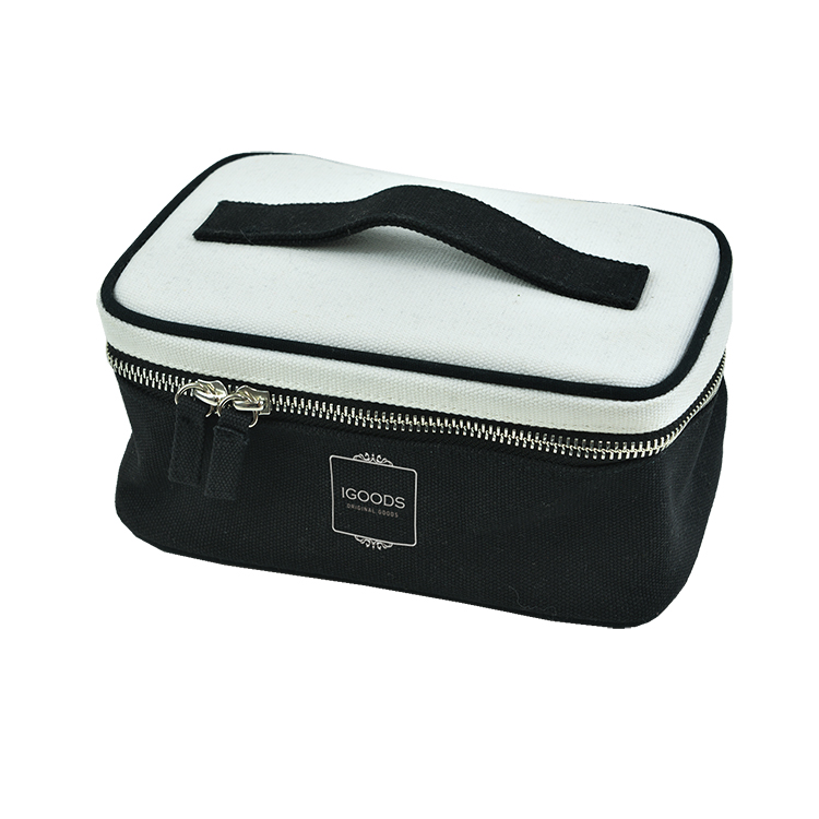 バニティポーチ｜制作事例｜アイグッズ株式会社