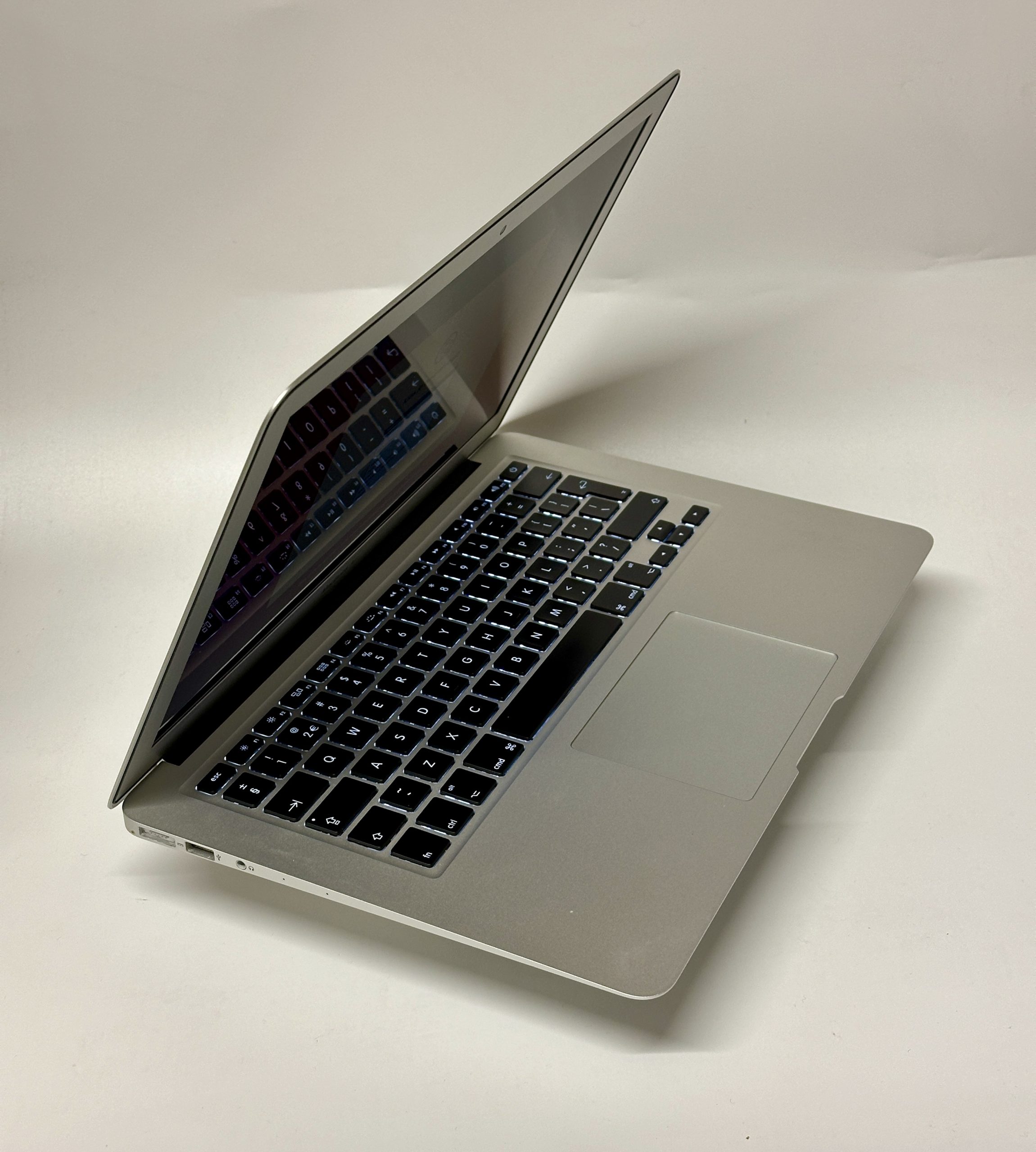 MacBook Air 13 inch (2017) i5 2-core 1.8 GHz, 8GB, 256GB SSD - I