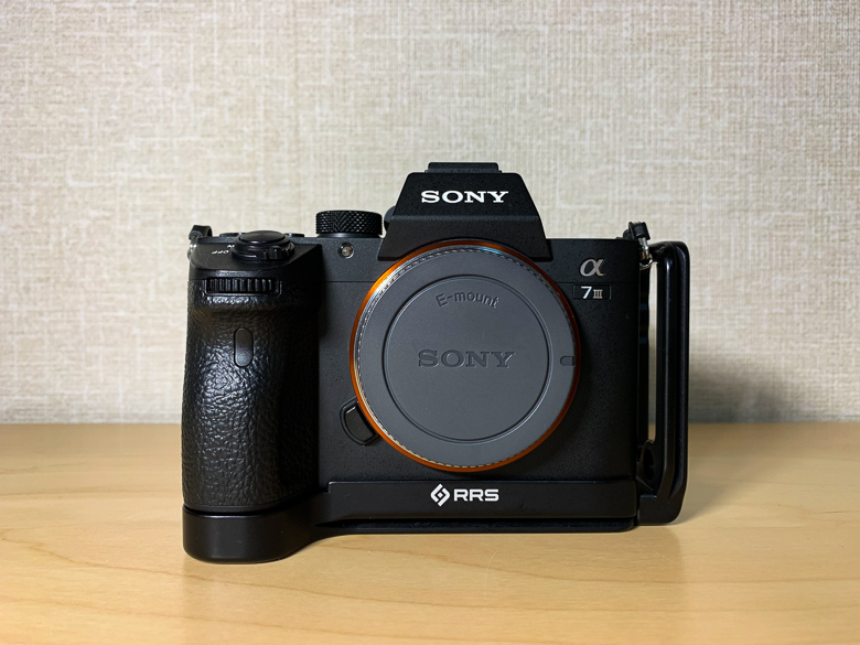 SONY a7iiiにRRSのL型プレートをつけたら最高でした！三脚で安定するし