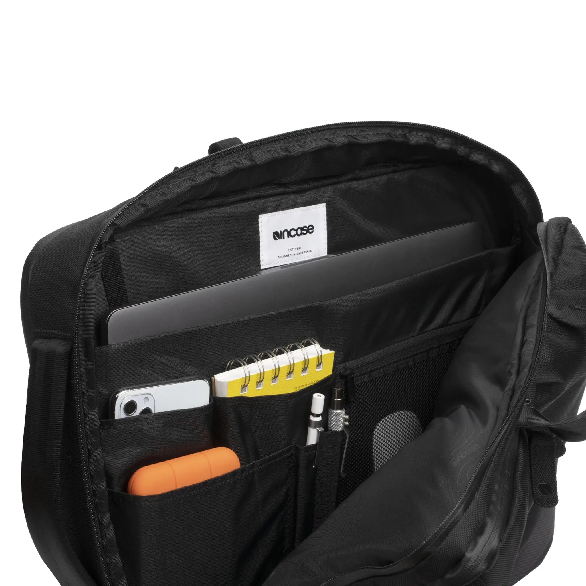 Two-Way Convertible Brief and Backpack – Incase.com