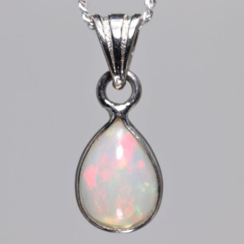 エチオピアオパールペンダント（ネックレストップ） - 埼玉県吉川市の
