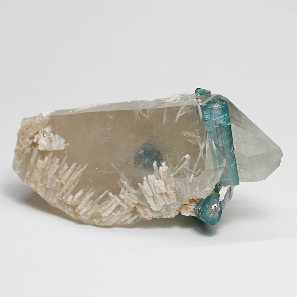 希少]インディゴブルートルマリン結晶原石/水晶共生（インディゴライト