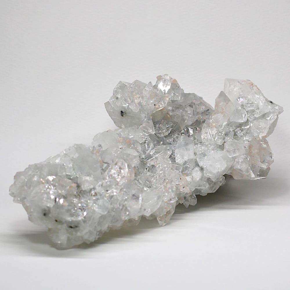 高品質]インド産アポフィライトクラスター/結晶原石（スティルバイト