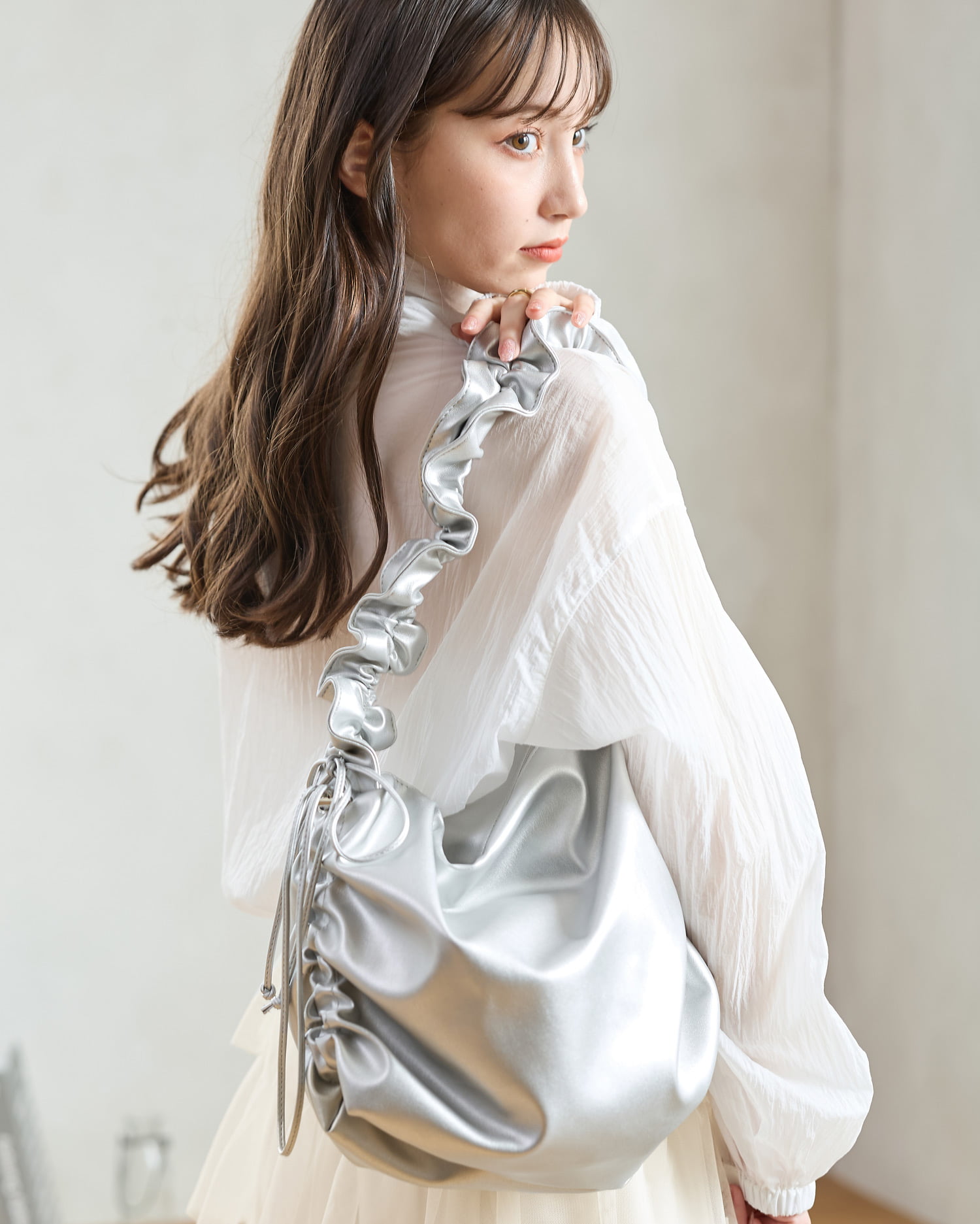 ギャザーショルダーバッグ／A｜INGNI(イング) 公式通販｜INGNI STORE