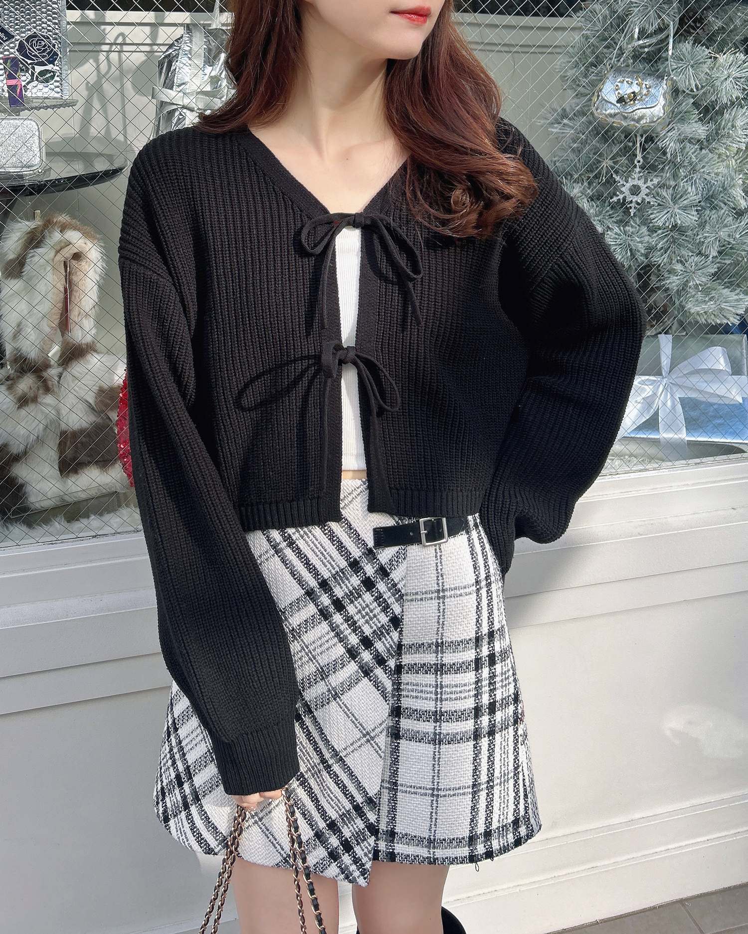 3／4 2時までの限定価格】【WEB限定】Vネック2つリボンニット