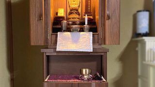 90万円前後？総無垢シタン？巨大家具調仏壇 最高級 中古品最終赤字