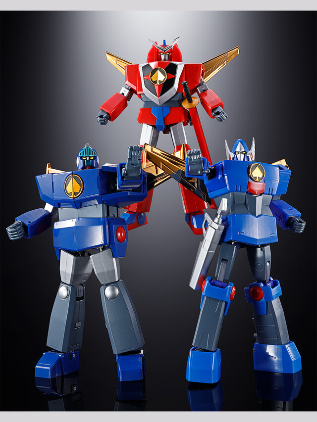 最強ロボ ダイオージャ」45周年記念！兜飾りと翼がゴールドメッキに