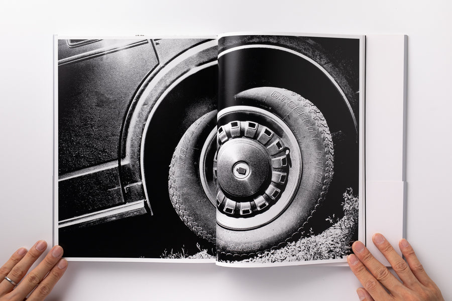 森山大道写真集成 (4)：光と影 – IACK