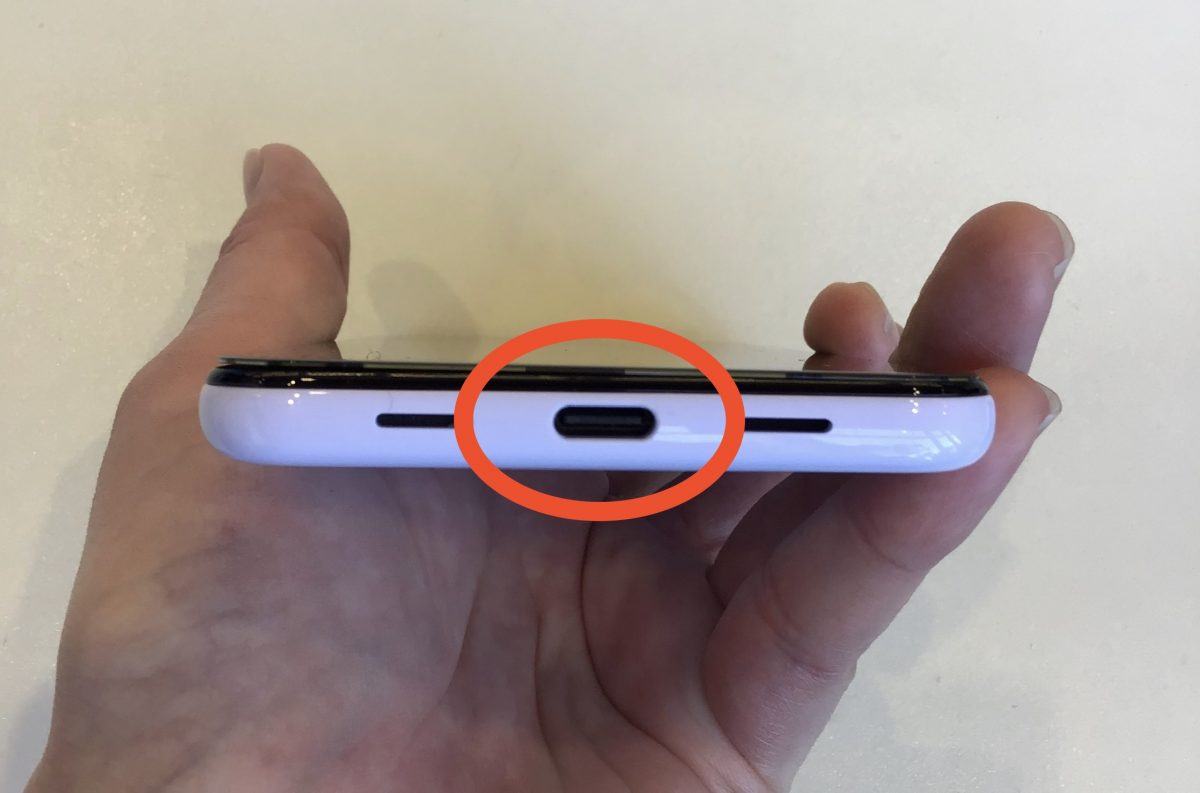 充電ができなくなったPixel3aは部品交換で直ります | スマホ修理なら