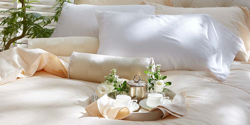 羽毛布団「ダウナ Nレギュラー」全4サイズ サービスカバー付き