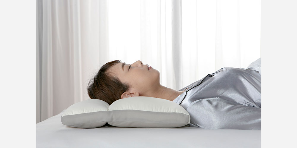 枕「NSF（ニューショルダーフィット）ピロー ソロテックス」 高さ全2