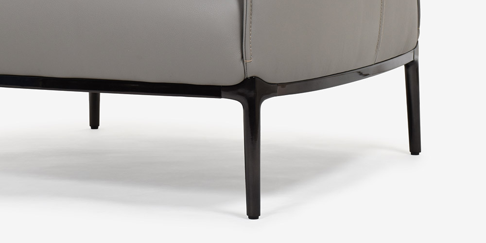 PoltronaFrau（ポルトローナ・フラウ）アームチェア「アーチボルド