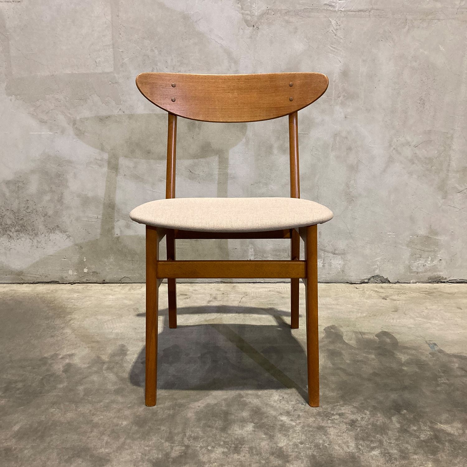 ヴィンテージ家具】 Vintage Chair FARSTRUP MOBLER社製｜これまでに