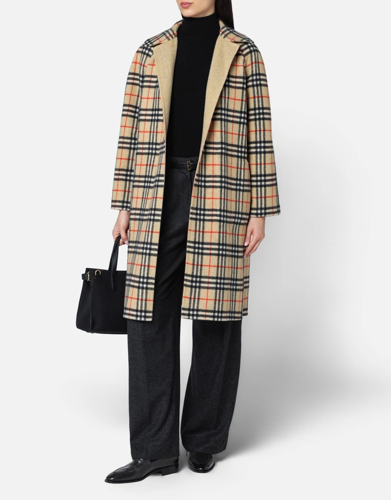 Burberry リバーシブルウールラップコート (すべての新品) IFCHIC.COM
