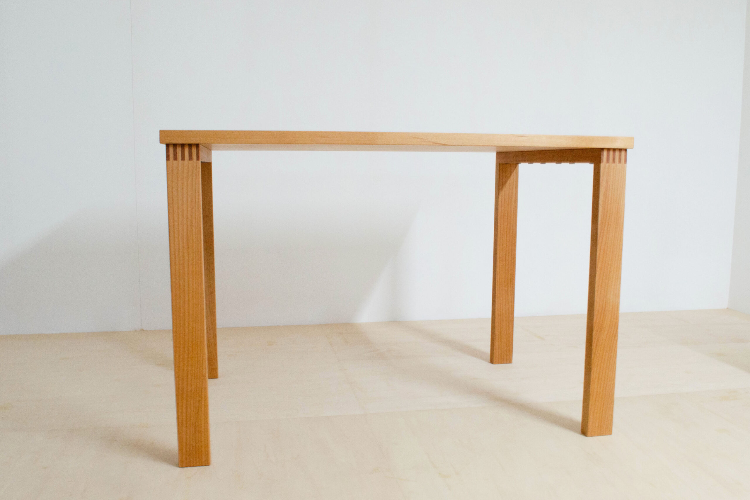 大きさが変化するデスク｜ikususu FURNITURE｜無垢材家具・オーダー