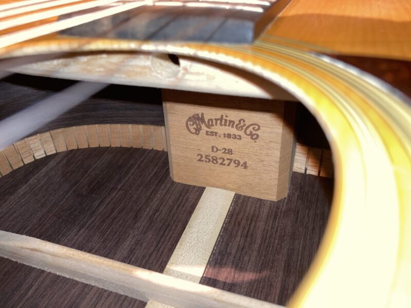 REUSE】【リユースコラム】そのMartin（マーチン）アコースティック