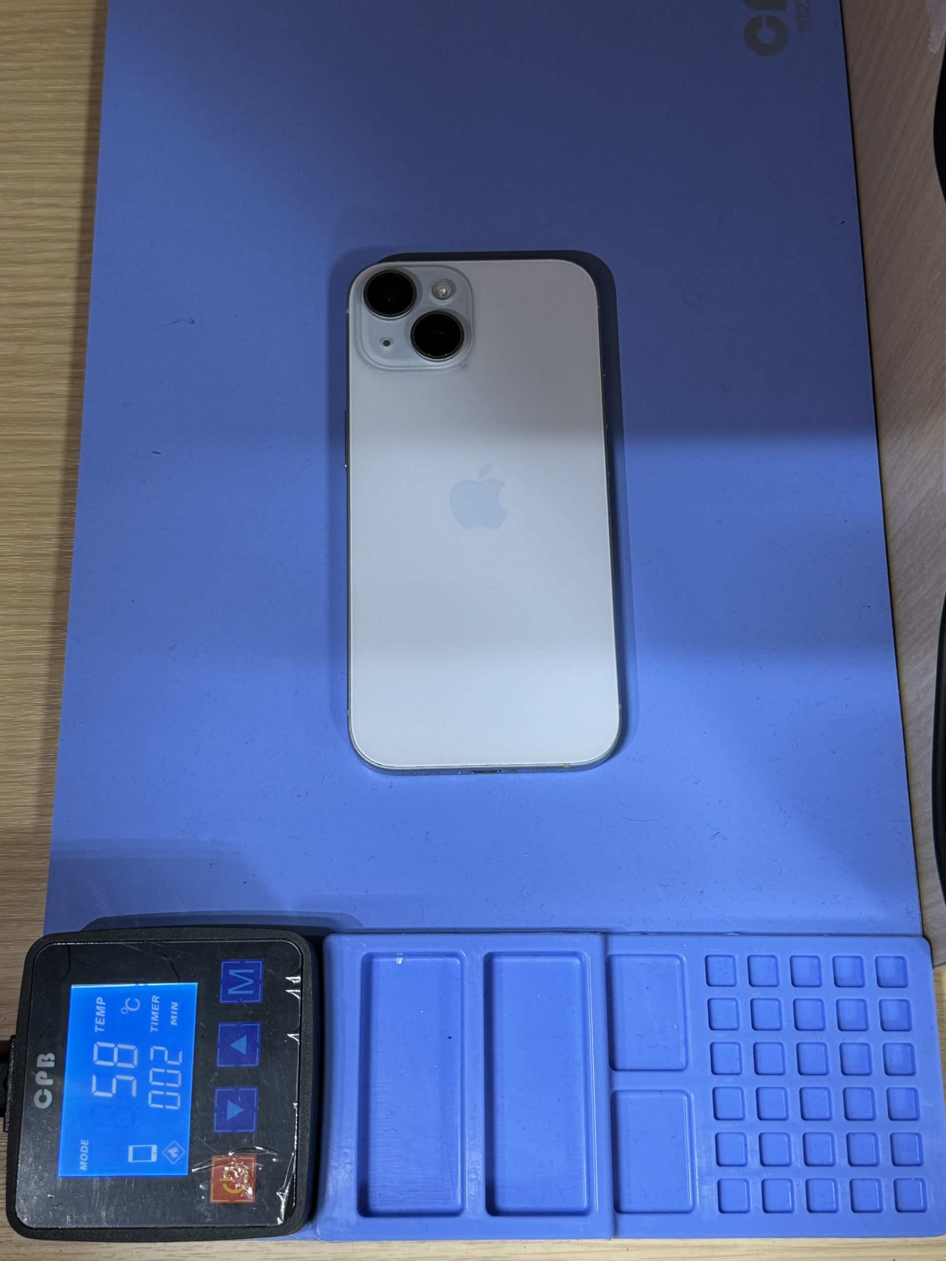 iPhone15の液晶画面修理を承りました！