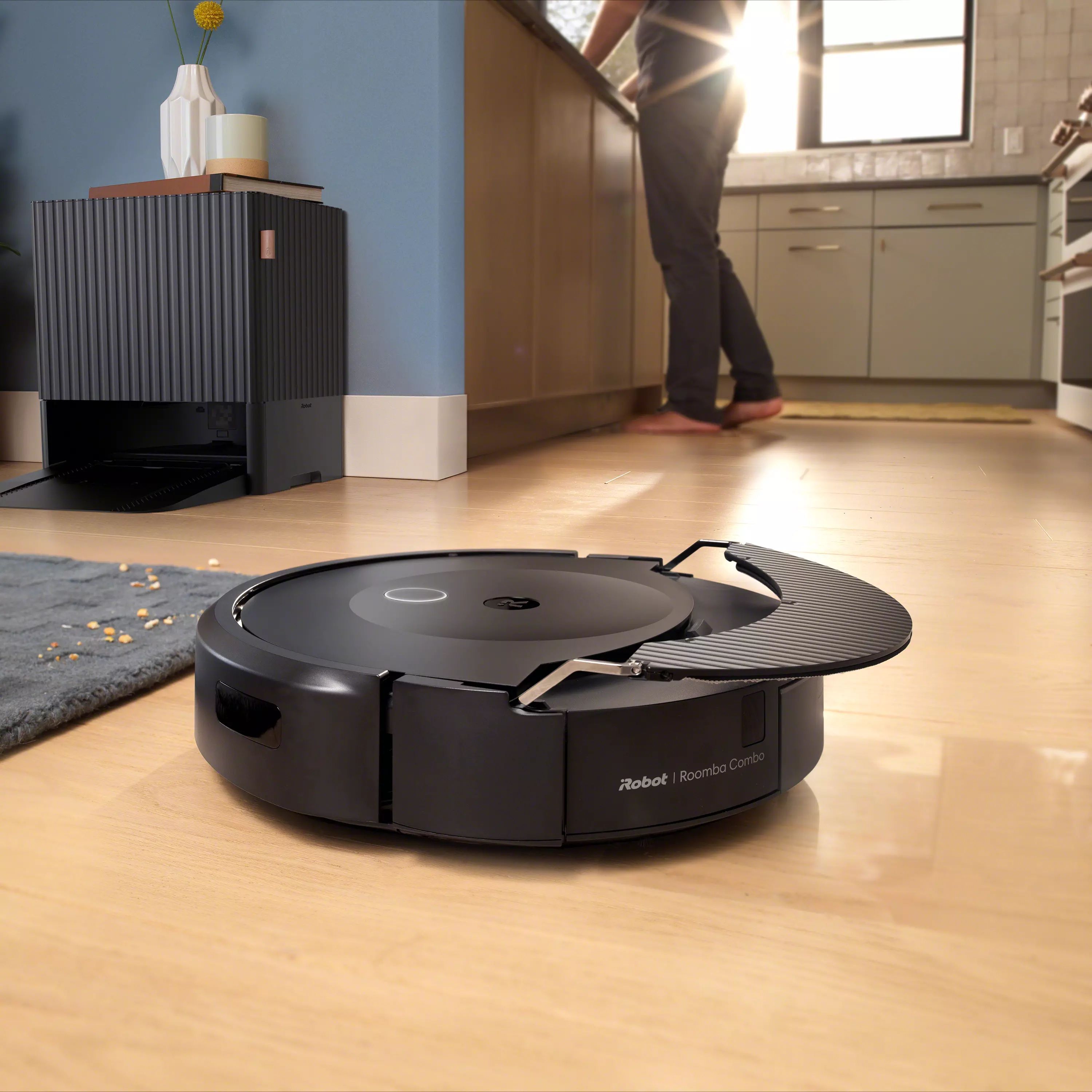 Roomba Combo™ 10 Max Robot + AutoWash Dock