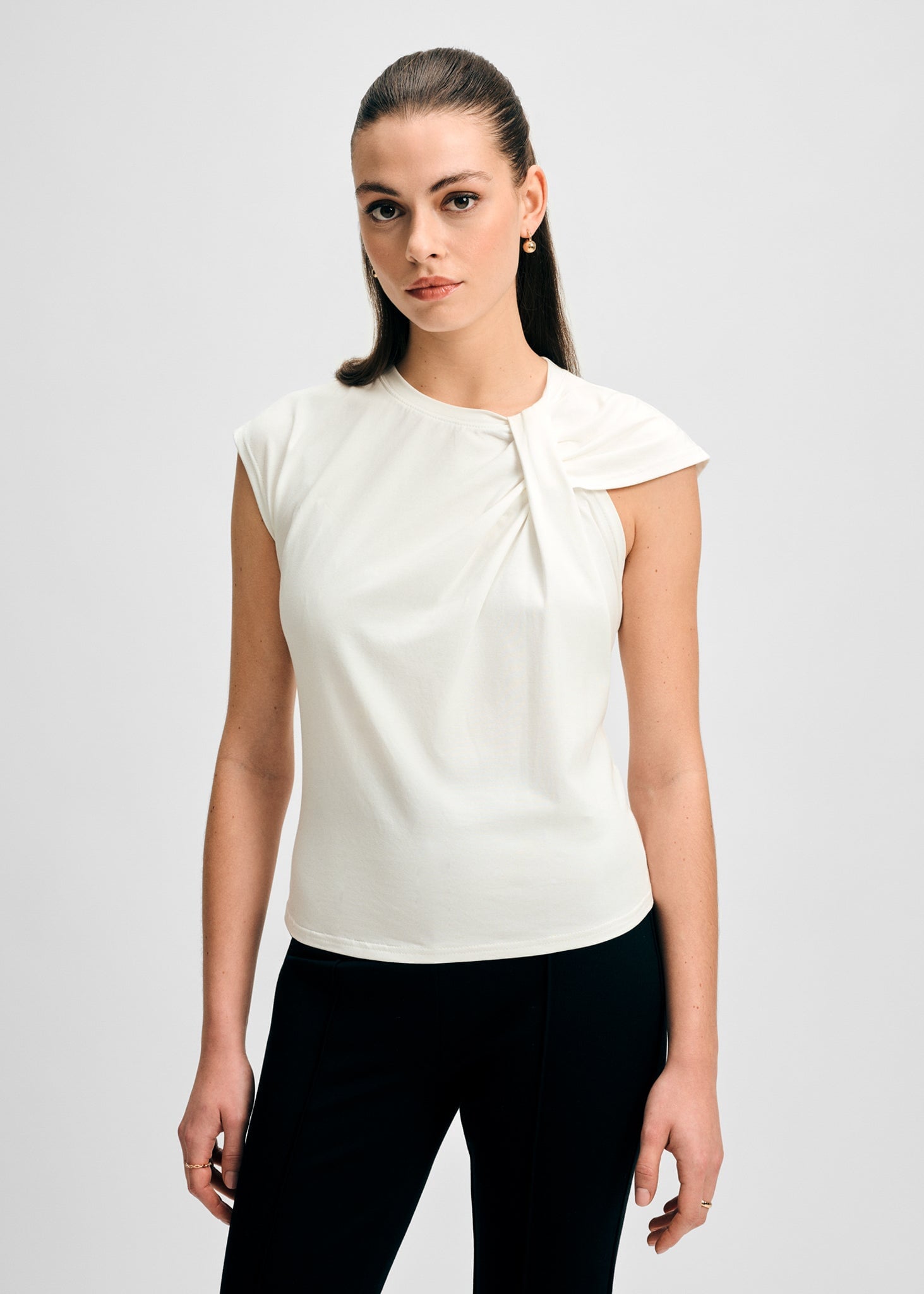 Twist Neck Short Sleeve Tee | Isaac Mizrahi