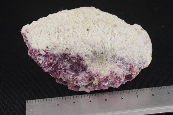 ピンクトルマリン結晶（ルベライト）原石245g 天然石販売 名取貴石