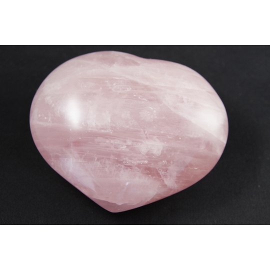 ローズクォーツハート型磨き石 706g 天然石販売 名取貴石 天然石