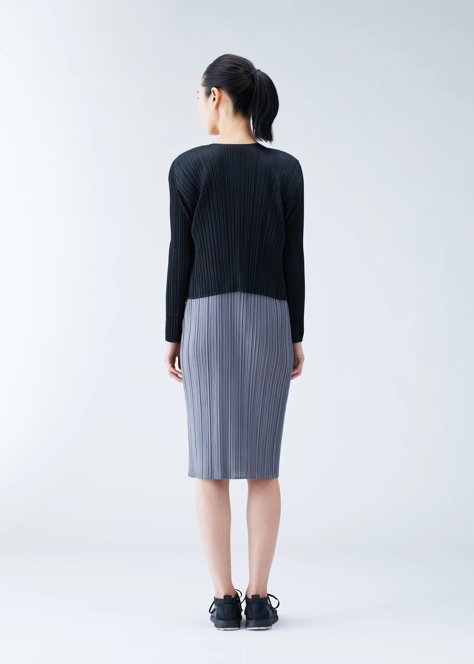 BASICS – isseymiyake.com