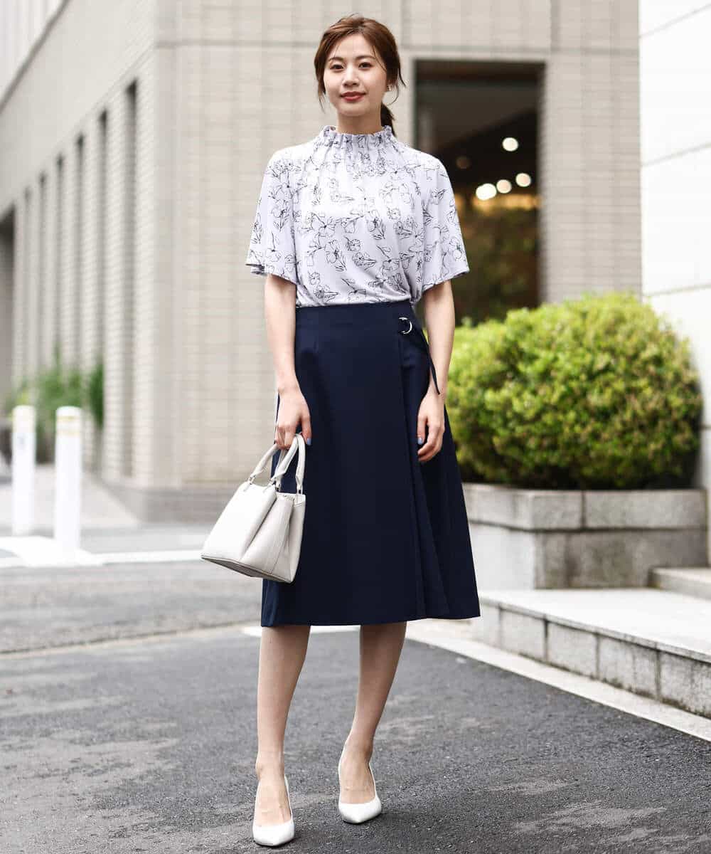 ラインフラワープリントブラウス/洗える(ブラウス・シャツ) | OFUON le