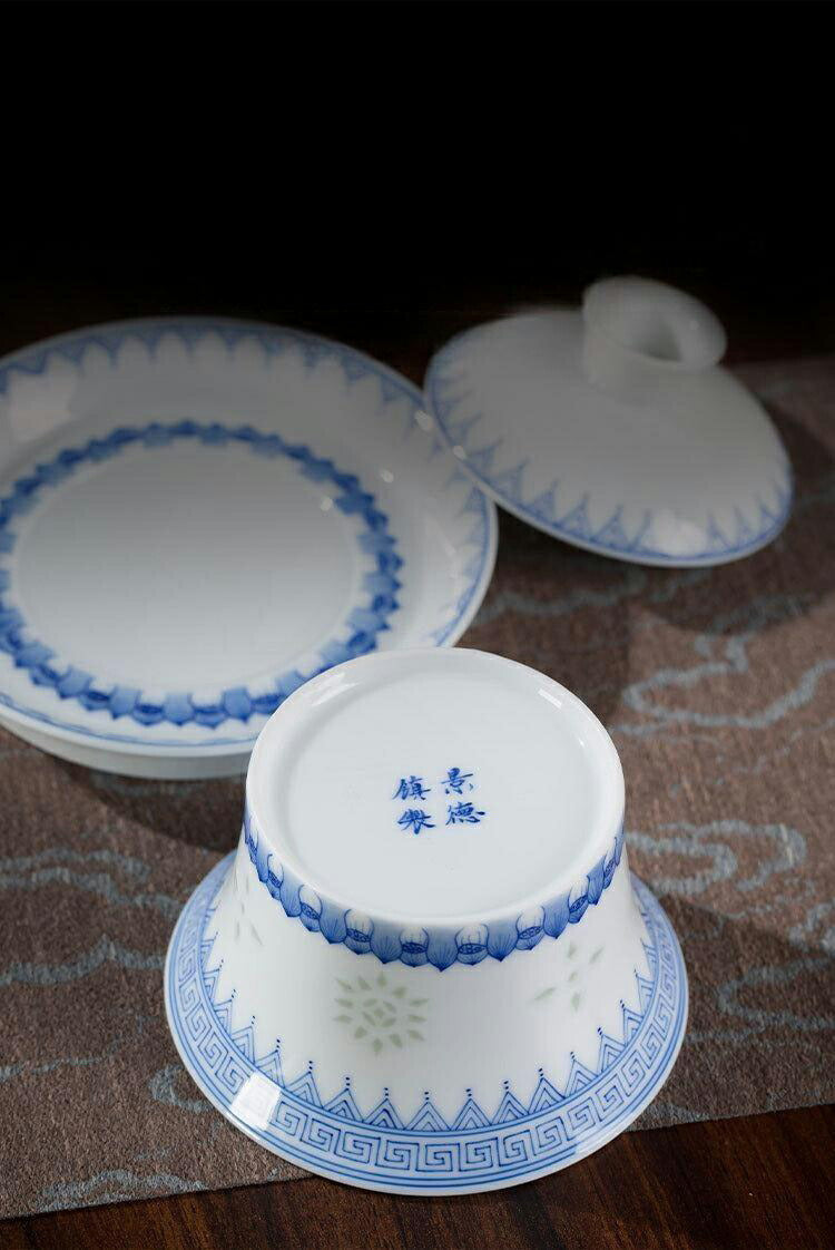 愛着を感じる・凛】透かし模様で茶の色が見える 玲瓏磁器 玲瓏磁