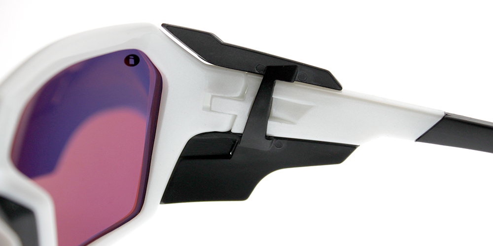 サングラスブランド IZONE NEW YORK | アイゾーンニューヨーク / IZONE