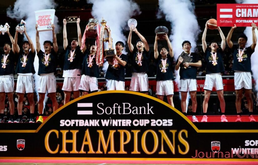 福岡大大濠 97-71で東山を圧倒して連覇｜ウインターカップ2025