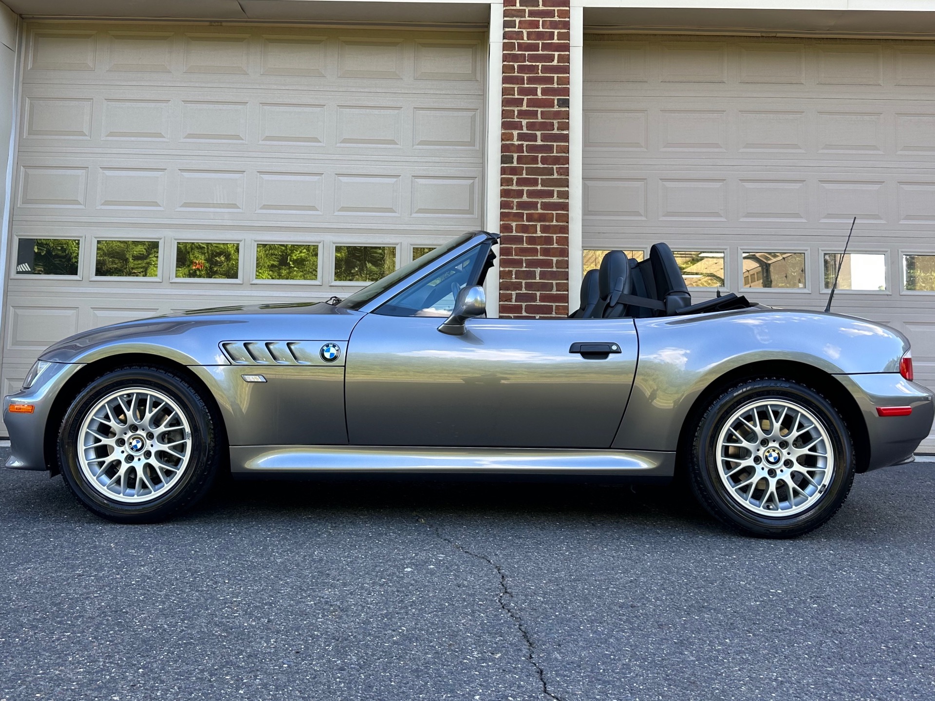 2002 BMW Z3 2.5i Stock # M06202 for sale near Edgewater Park, NJ