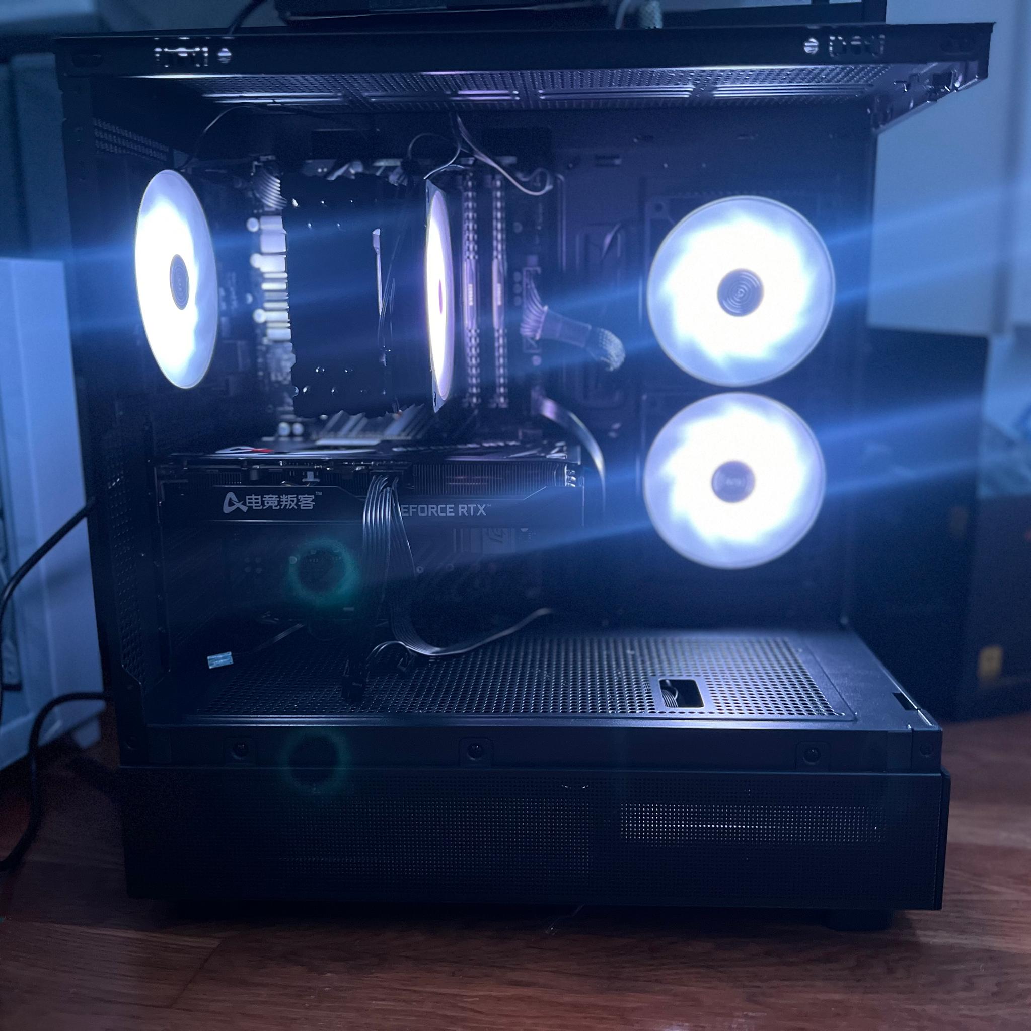 Intel i7 9700K RTX 3060 TI | 32GB RAM |1TB NVMe SSD Win10 PRO | Jawa